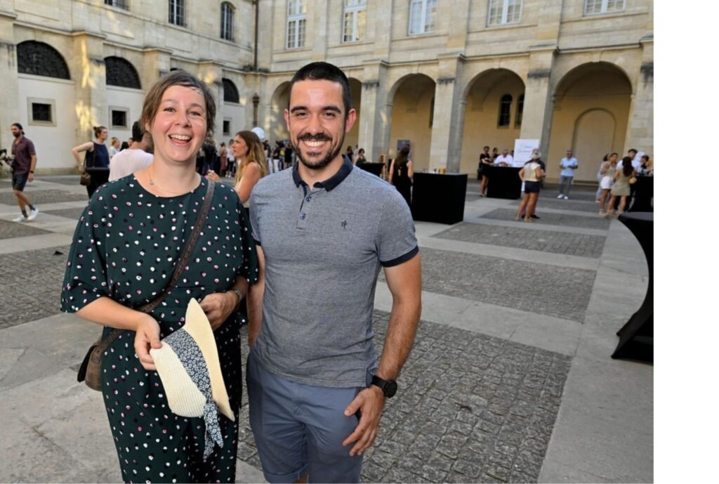 L'équipe de l'agence de communication OSE Communication basée à Bordeaux lors de l'événement APACOM.